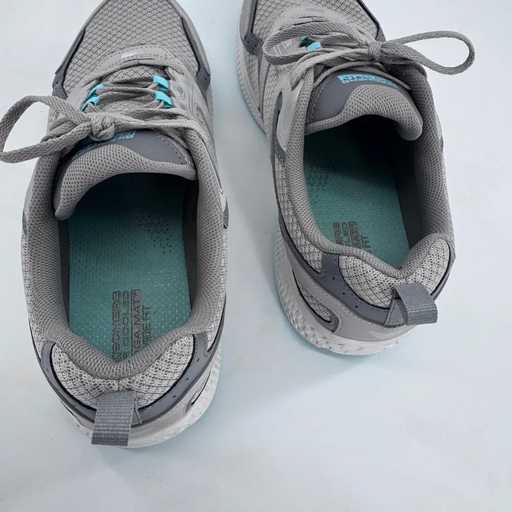 Skechers GOrun Consistent Womens Size 10‎ Gray Running Shoes Sneakers